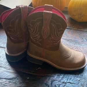 Ariat girls/women’s western boots